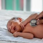 Cómo incorporar un recién nacido a una Isapre en Chile