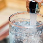 Los beneficios de purificar el agua y cómo hacerlo