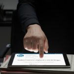 Protocolo Aspiracional: Usar Proyectos y Certificaciones en LinkedIn